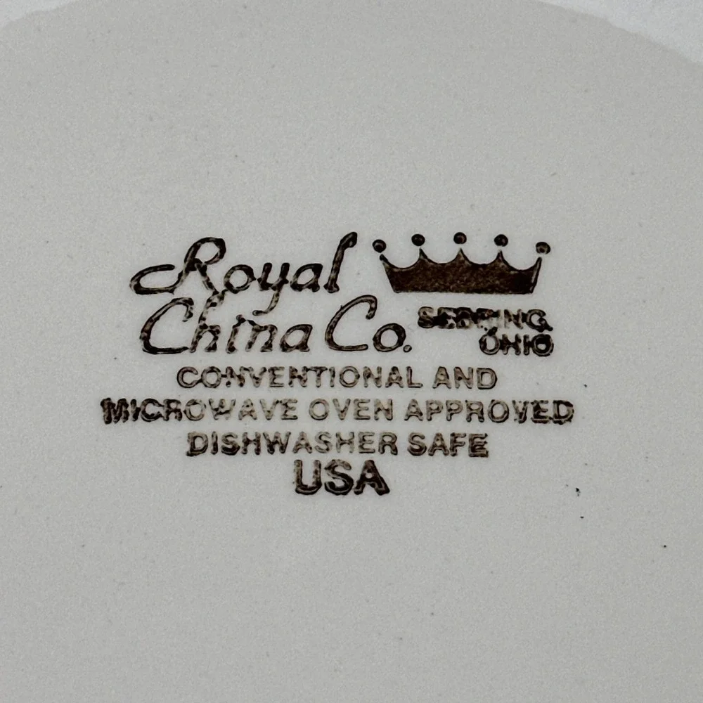 Royal China Co Pasta Serving Bowl 12 Inch Green Burgundy Stripe Made in‎ USA